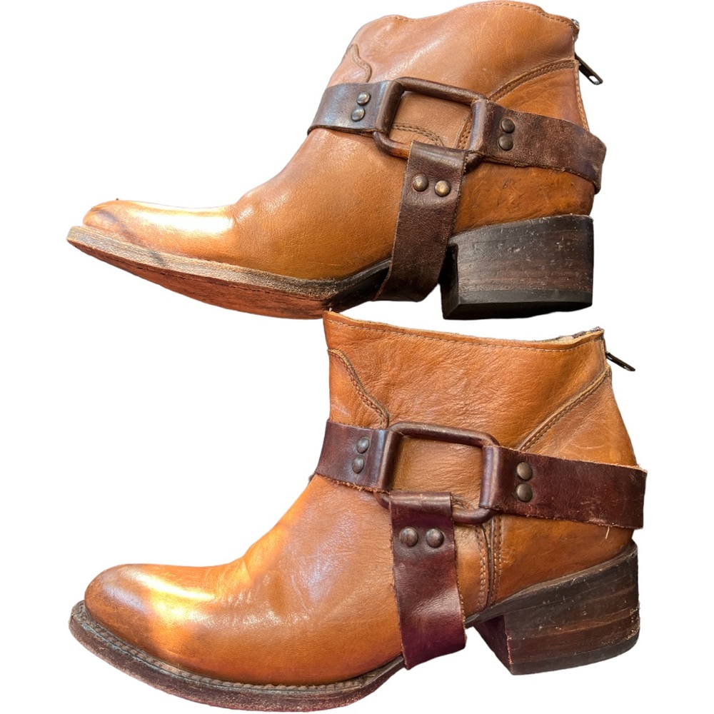FREEBIRD BY STEVEN PHLOW LEATHER ANKLE BOOTIES SIZE 8.  BROWN DISTRESSED LEATHER